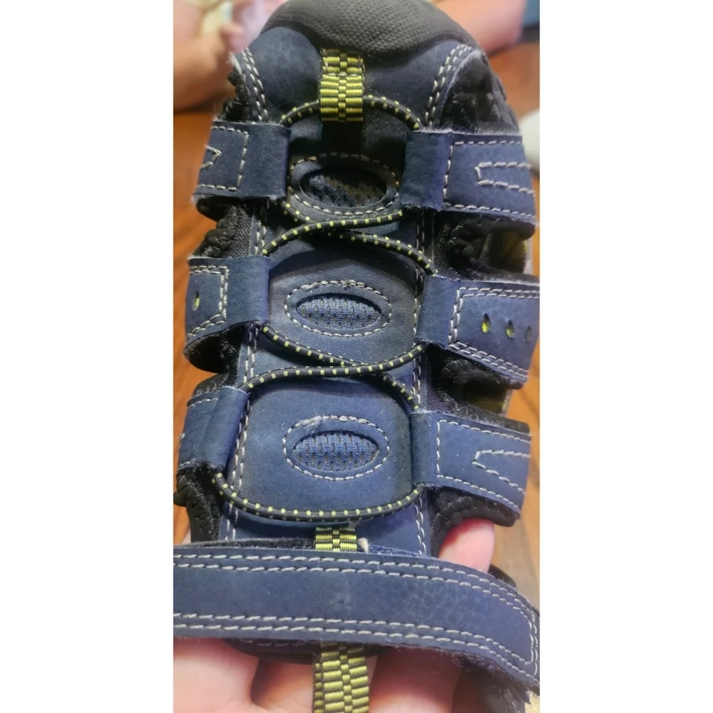 Stone Canyon Footwear Boys' Active Sandal
